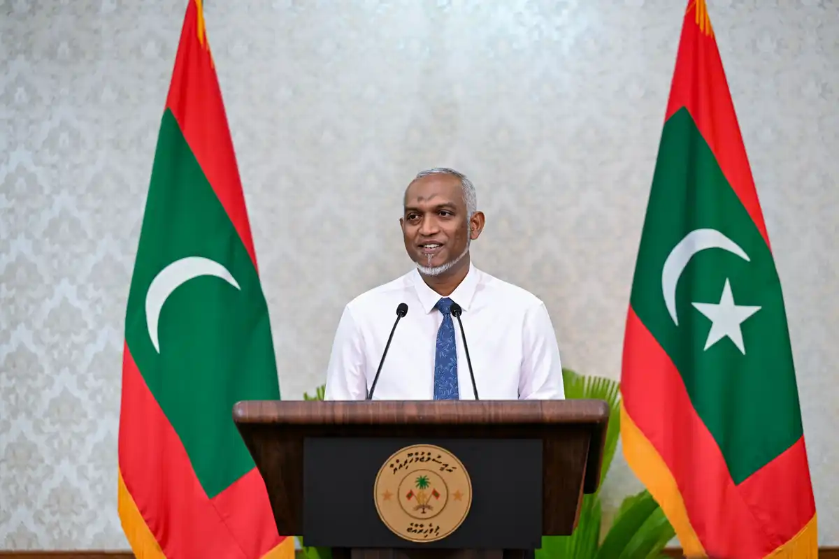 ޚާމަނާއީ އަވަހާރަ ވުމުގެ ހިތާމައިގައި ދިވެހި ދިދަ ބައި ދަނޑި އަށް ތިރި ނުކުރައްވާ، ރައީސް އެކަން ޖެއްސެވީ އަރަބި އިސްލާމީ ޤައުމު ތަކުގެ ބޮލަށް