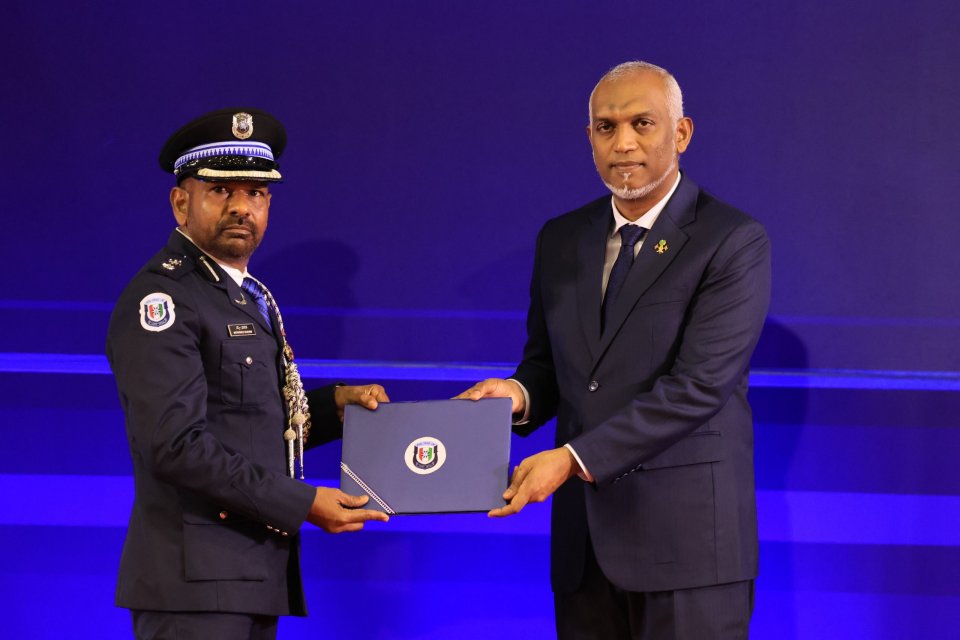 ރައީސުލްޖުމްހޫރިއްޔާގެ ކުލަ 20 ފުލުހަކަށް އަދި މެޑަލް 7 ފުލުހަކަށް އަރުވައިފި