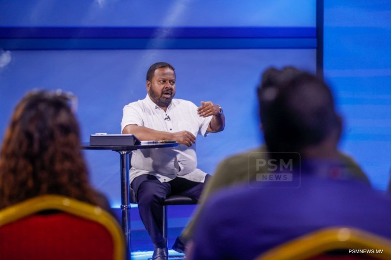 "ސަރުކާރުން އެންމެ ބޮޑު އިސްކަމެއް ދެނީ ބޭރުގެ ދަރަނިތައް އަދާކުރުމަށް"