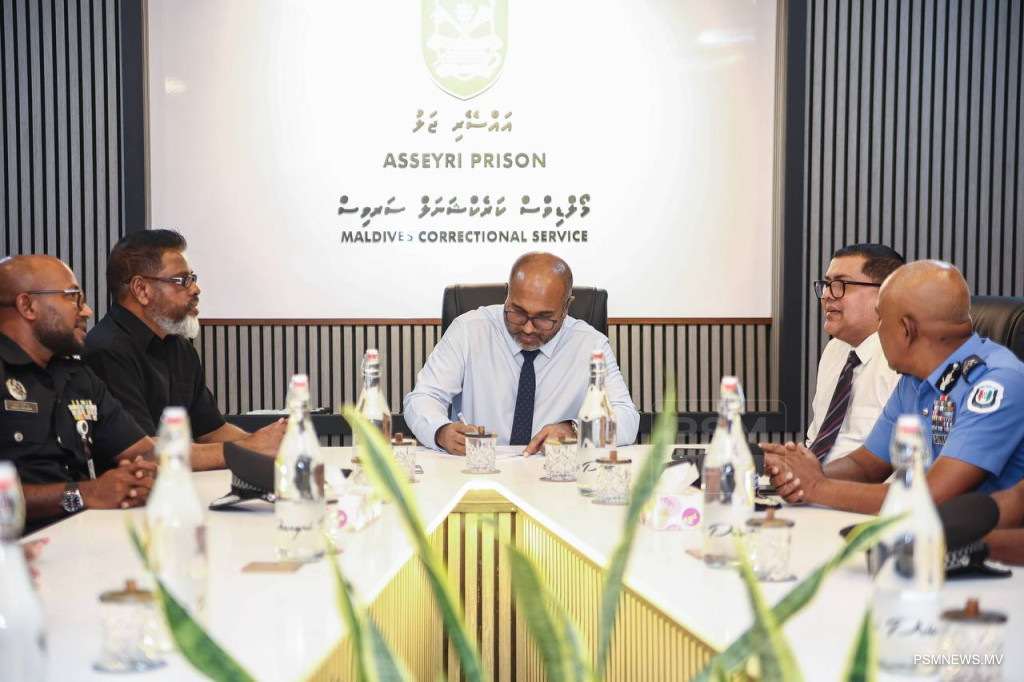 "އަމިއްލަ ވިޔަފާރިތައް ހިންގޭ  ފެންވަރަށް ޤައިދީން ތަމްރީނު ކުރަންޖެހޭ"