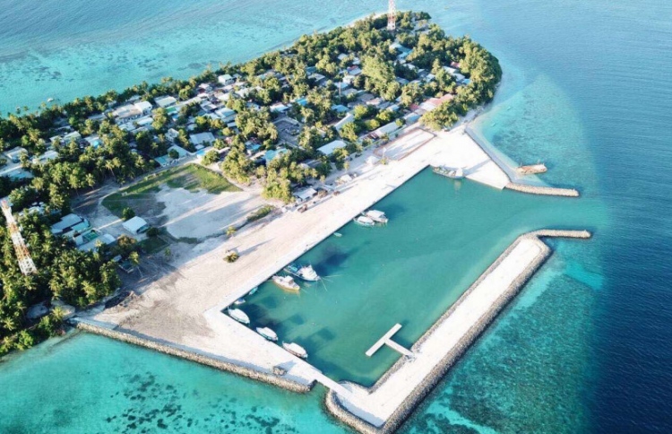 ހިމަންދޫގައި މޫދަށް އެރި އުޅެނިކޮށް ގެނބުނު ދެ ކުއްޖަކު ސަލާމަތްކޮށްފި