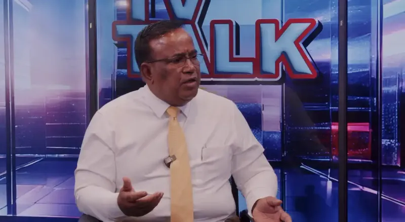 ބޭންކުތަކަށް އަތާ، ފަޔާ ބޮލާ ބާނައިގެން އެތަންތަން ފުނޑާލަމުން ސަރުކާރުން އެ ދަނީ: ޣަފޫރު