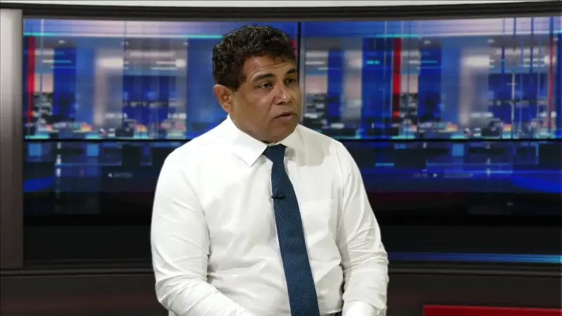 ރާއްޖޭގެ ސަރަޙައްދުތަކެއް ބޭރުގެ ބައެއްގެ އަތްމައްޗަށް ދޫކޮށްލާގޮތަށް ސަރުކާރުން ފެށި ޓައުންޝިޕް މަޝްރޫއުގެ ސަބަބުން ސިޔާދަތަށް ކުރާނެ އަސަރު 241 ކޮމިޓީން ބަލަންޖެހޭ: ބޮންޑާ