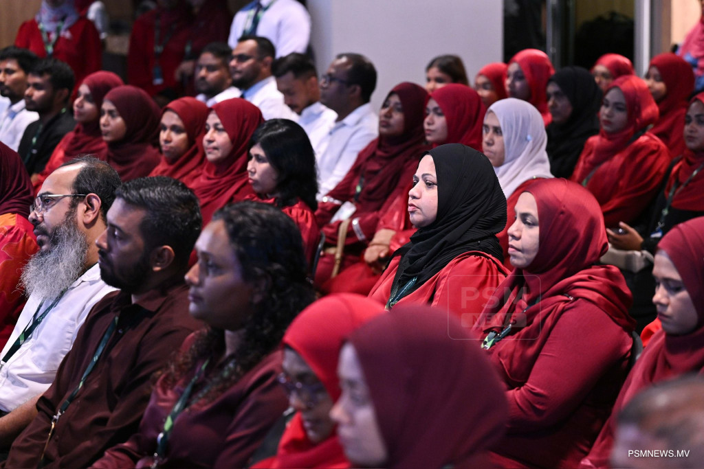 ކާޑީއެކް ސެންޓަރާއެކު އައިޖީއެމްއެޗަށް ކުރާ އިތުބާރު ބޮޑު: ޢަބްދުއްރައްޒާޤު