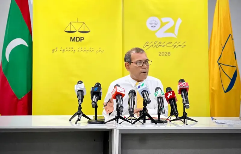 ޑޮލަރުގެ އަގު ތިރި ވަންދެން އުމްރާނީ ހުރިހާ މަސައްކަތެއް ހުއްޓާލަން ޖެހޭ: ނަޝީދު