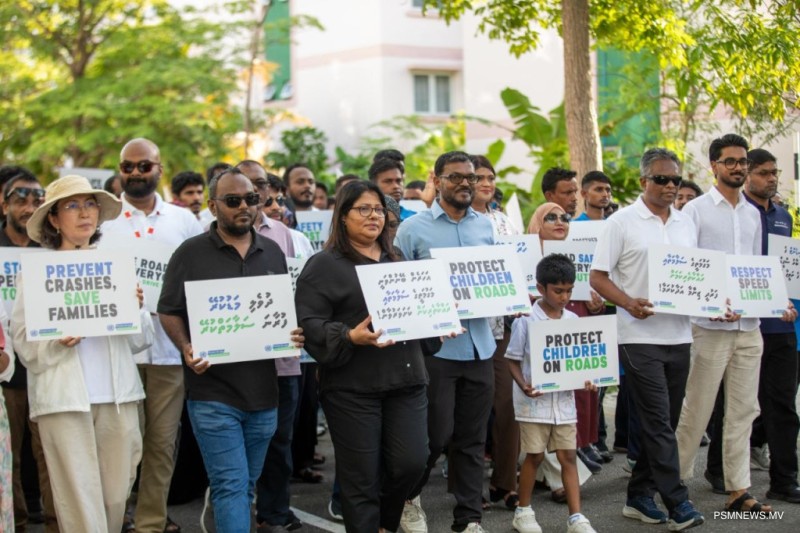 ރޯޑް ސޭފްޓީ ވީކާ ގުޅުވައިގެން ޚާއްޞަ ހިނގާލުމެއް