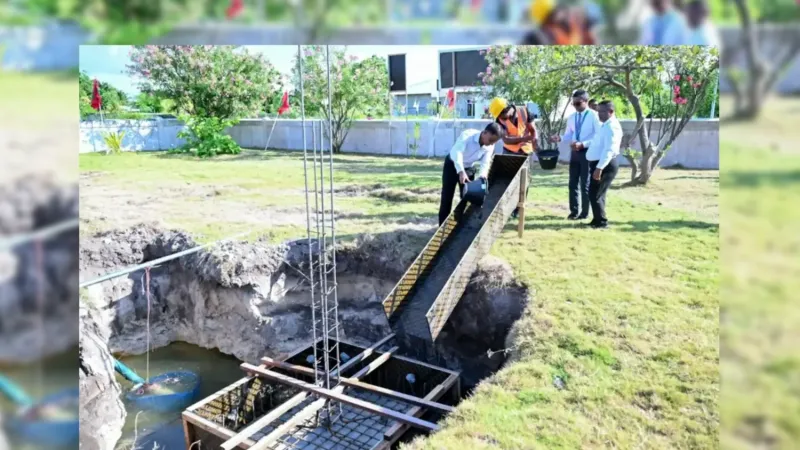 ބިންގާ އަޅަން އޮއްސާލި ކޮންކްރީޓް ކޮޅާއެކު ހަނިމާދޫ ހޮސްޕިޓަލުގެ މަސައްކަތް ހުއްޓިފައި