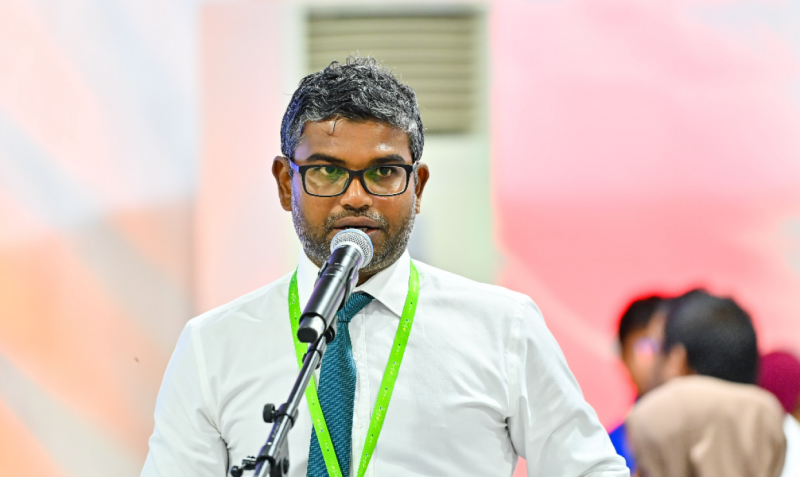 ޕާޓީ ބަދަލުކުރުމުން ވ. ތިނަދޫ ކައުންސިލް ރައީސްގެ ގޮނޑި ގެއްލިއްޖެ ކަމަށް ކަނޑައަޅައިފި