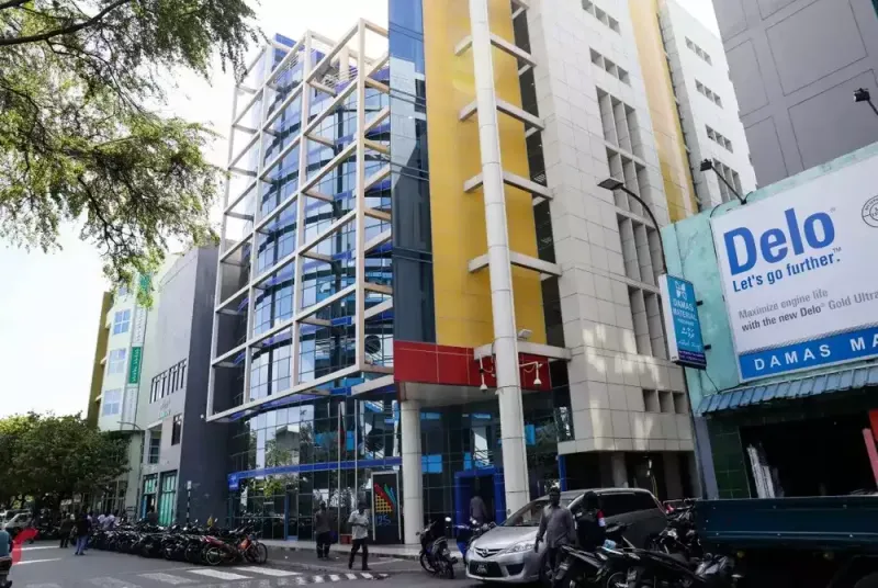 2.9 މިލިއަން ރުފިޔާގެ މަސްތުވާތަކެތި ދިރުވާލައިގެން އެތެރެކުރަން އުޅުނު މީހަކު ކަސްޓަމްސްއިން އަތުލައިގެންފި