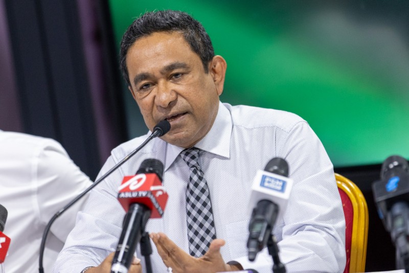 ރަސްމާލެ ހިއްކާނެ ކަމެއް ނެތް، ހުޅުމާލޭގައި ގޯސްކޮށް ހުރި ބިންތައް އަތުލާފައި ޓަވަރުތައް އަޅައިދީ: ޔާމީން