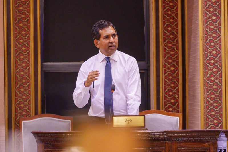 ޑޮލަރުގެ މައްސަލަ: ސައީދު އަދިވެސް ވިދާޅުވަނީ މިއީ އެމްޑީޕީގެ ދެ ސަރުކާރުގެ މައްސަލަ ކަމަށް