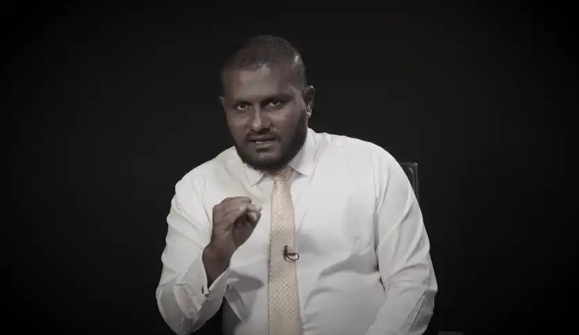 ރާއްޖެޓީވީގެ ވައުދުނާމާ ޕްރޮގްރާމްގައި ރައްޔިތުން މަޖިލީހުގެ އިހަވަންދޫ ދާއިރާގެ ކުރީގެ މެންބަރު މުހައްމަދު ޝާފިއު ވާހަކަ ދައްކަވަނީ.
