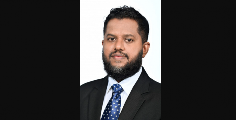 ފިޝަރީސް މިނިސްޓްރީގެ ޑެޕިއުޓީ މިނިސްޓަރަކު އޮޅުވާލައިގެން ފައިސާ ހޯދި ކަމަށް ތުހުމަތުވާ މައްސަލައެއް