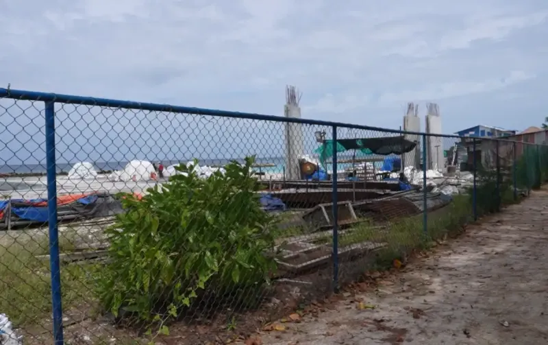 ނައިވާދޫ ބަނދަރު ހަނދަން ގެންދިޔަ މެޝިނަރީތައް ވީ ހިސާބެއްވެސް ނޭނގޭ!