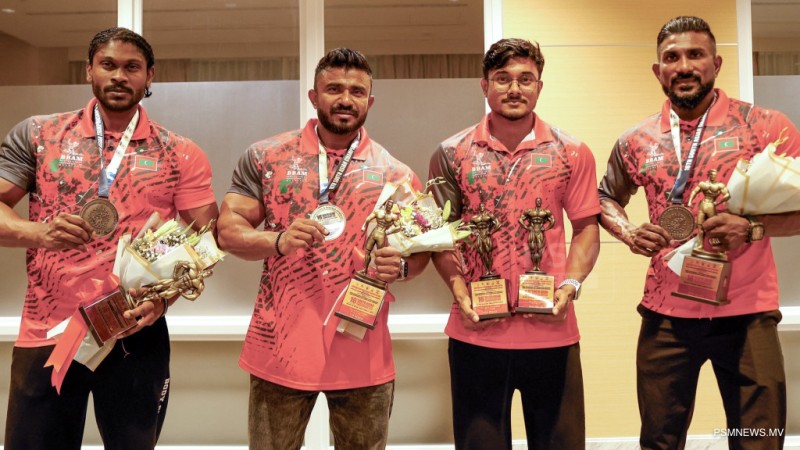 މެޑަލްތަކާއެކު އެނބުރި އައި ޤައުމީ ބޮޑީބިލްޑިން ޓީމަށް ހޫނު މަރުޙަބާއެއް