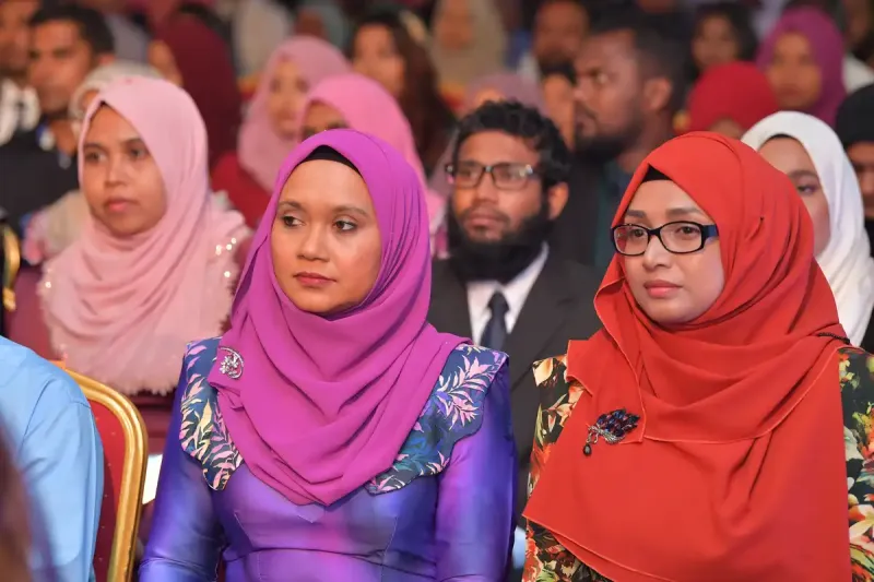 މަތީ ދަރަޖަ ހޯދާ ފަރާތްތަކުން އިނާމަށް ނަން ހުށަހެޅުމުގެ ފުރުސަތު ހުޅުވާލައި، ޚާއްސަ އިނާމު ދިނުމާ ގުޅޭ އުސޫލު ގެޒެޓް ކޮށްފި