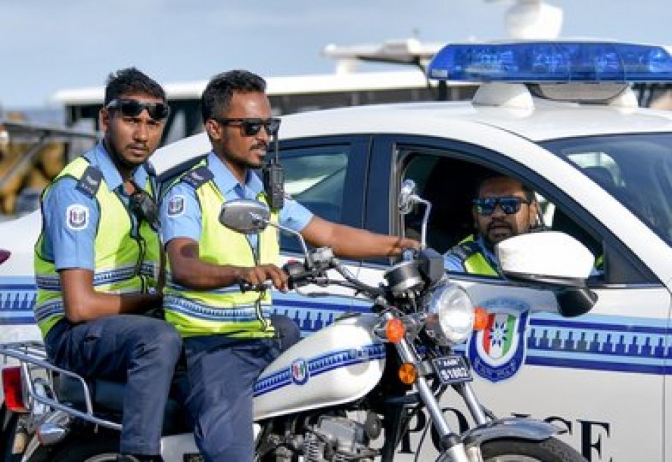 އެކްސިޑެންޓުވީއިރު ކާރުން ޑްރަގު ފެނުމުން މީހަކު ހައްޔަރުކޮށްފި