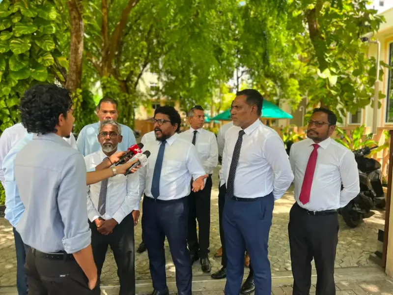 ކުރާނެ މަސައްކަތެއް ނެތިގެން ޖަލްސާތައް ނިންމާލަނީ، އެކަމަކު ވަޒީރުންނަށް ކުރަން 100 އެއްހާ ސުވާލު ހުށަހަޅާފައި އެބައޮތް: އެމްޑީޕީ ޕީޖީ