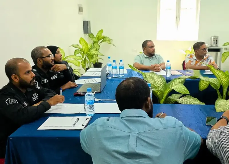 ޕެރޯލް އަށް އެދި ހުށަހަޅާފައިވާ ގައިދީންގެ ތެރެއިން ޝަރުތު ހަމަވާ މީހުންނާ އިންޓަވިއުކޮށްފި