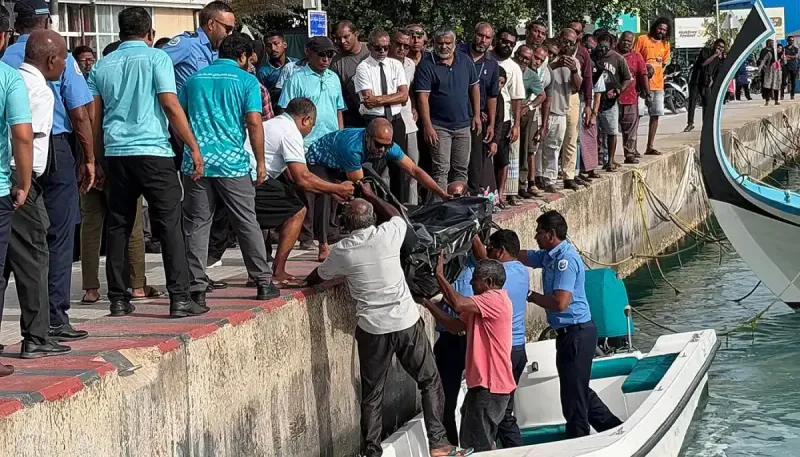 އޭދަފުށި ފަޅުތެރެއިން މީހަކު މަރުވެފައި އޮއްވައި ފެނިއްޖެ