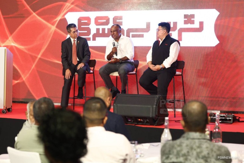 މަޝްހޫރު އެސްސީޖީ ސިމެންތި ސޮނީ ހާޑްވެއާއިން ބާޒާރަށް ނެރެފި