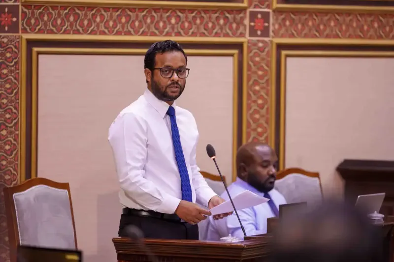 ހަވާލުކުރިތާ 7 މަސް ފަހުން ފެށި އައްޑޫ ލިންކް ރޯޑް މަޝްރޫއު އާ ގުޅޭ ސުވާލަށް މިނިސްޓަރަށް ޖަވާބެއް ނުދެއްވުނު