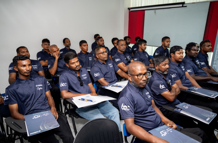 އެލިއާ އިން ބޯޓު އޮޕަރޭޓަރުންގެ ތަމްރީން ޕްރޮގްރާމެއް ފަށައިފި