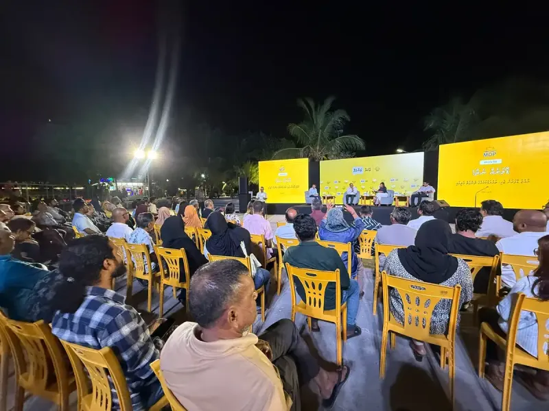 މިހާރު ކަޅު ބާޒާރުގައި ވެސް ޑޮލަރު ނުލިބޭ: އަމީރު