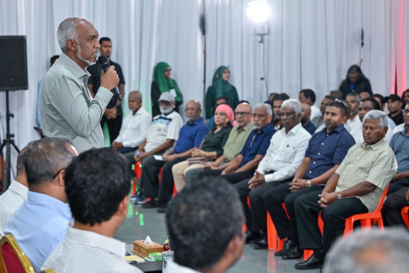 ރައީސާ ބައްދަލުކުރަން އެދޭ އާންމުން ނަން ނޯޓުކުރަން ހުޅުވައިލައިފި، ލިބެނީ 10 މިނެޓު