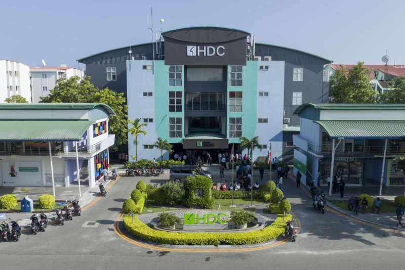 އިންތިޚާބުތަކާ ދިމާކޮށް ގިނަ އަދަދެއްގެ ވަޒީފާ އުފައްދައި މުވައްޒަފުން ވެއްދި އެޗްޑީސީން، އެމަގާމުތައް އުވާލައި ގިނަ އަދަދެއްގެ މުވައްޒަފުން ވަޒީފާއިން ވަކިކުރަނީ!
