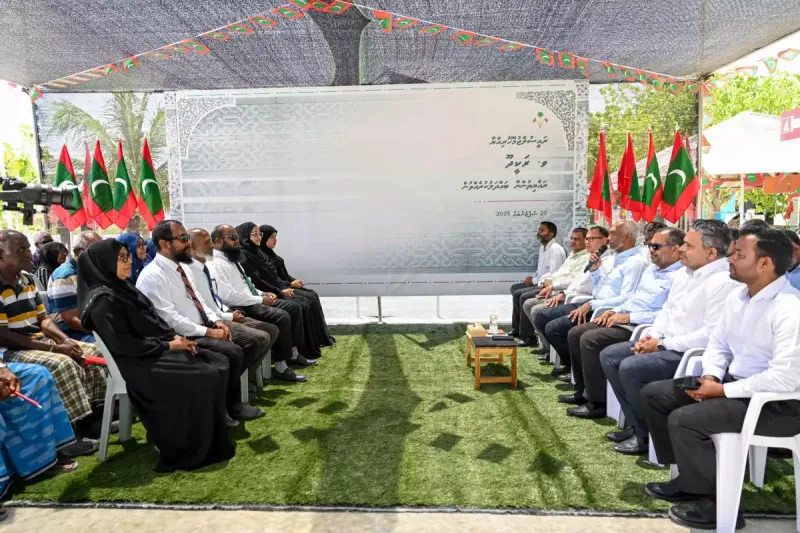 ސަރުކާރުގެ ވިސްނުމަކީ ރަކީދޫ މީހުން އެހެން ރަށަކަށް ބަދަލުކުރުން: މިނިސްޓަރު މުއްތަލިބު