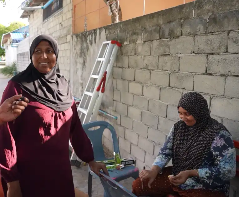 މުލަކުން ސަރުކާރަށް ޝަކުވާގެ އެތައް ރާޅެއް: '65 އަހަރު ވާން ކައިރިވަނީ، މިހާ ދޮގުހަދާ މިނިސްޓަރެއް ވެސް ރައީސަކު ވެސް ނުދެކެން!'