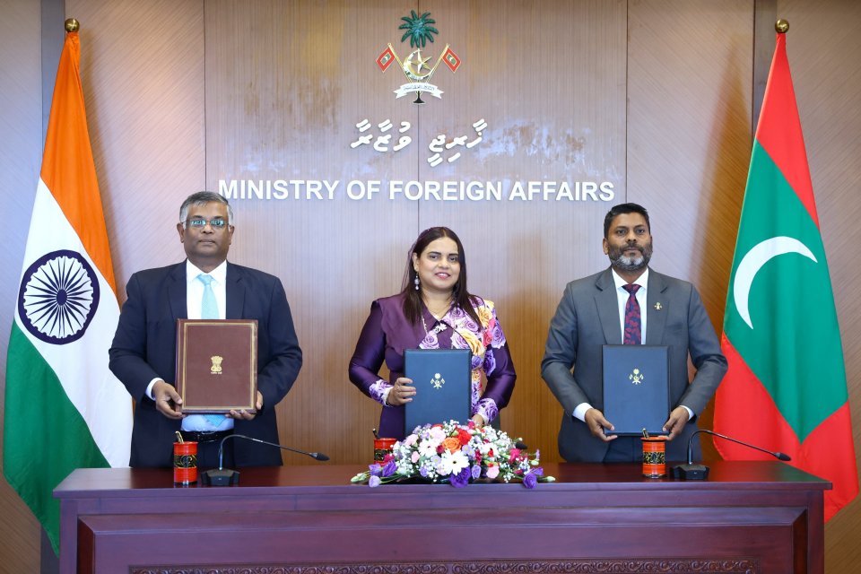 42 ރަށެއްގެ ފިޓްނަސް ސެންޓަރުތަކަށް ބޭނުންވާ ސާމާނު ހޯދުމަށް އެއްބަސްވުމެއްގައި ސޮއިކޮށްފި