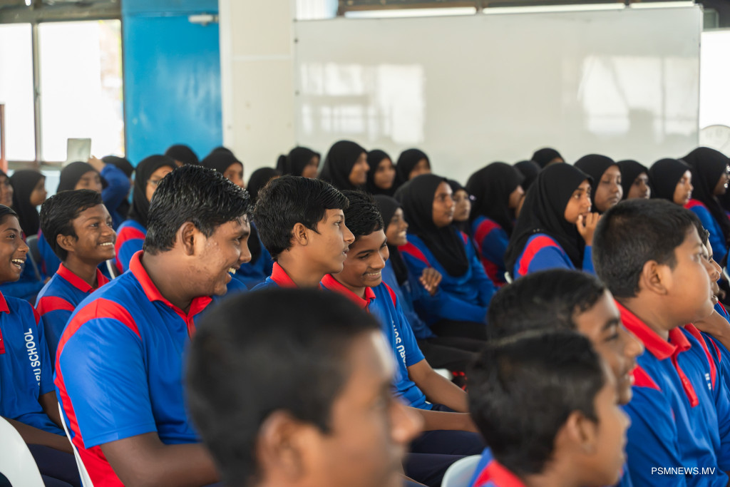 އާކްއާއި ވައިޓަލް ކެއަރ ގުޅިގެން ހެލްތު ސްކްރީނިން ޕްރޮގްރާމެއް