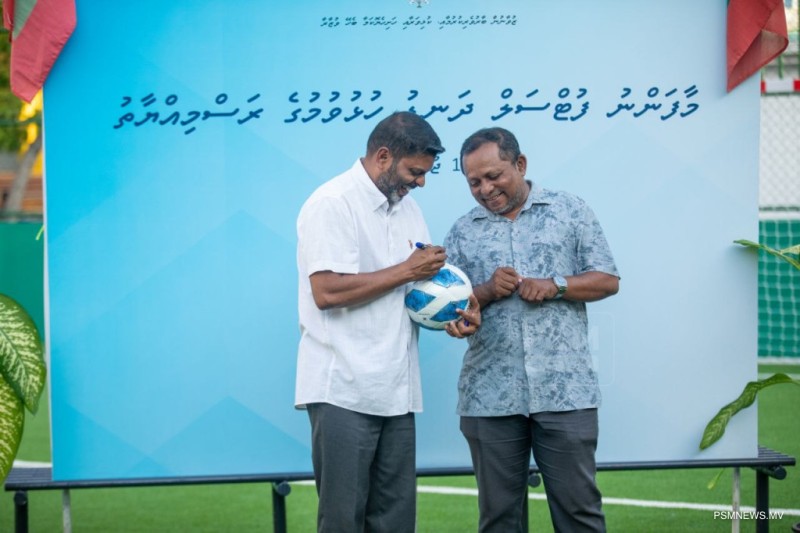މާފަންނު ދަނޑު ހުޅުވުން، ޒުވާނުންނަށް ބޮޑު ހިތްހަމަޖެހުމެއް