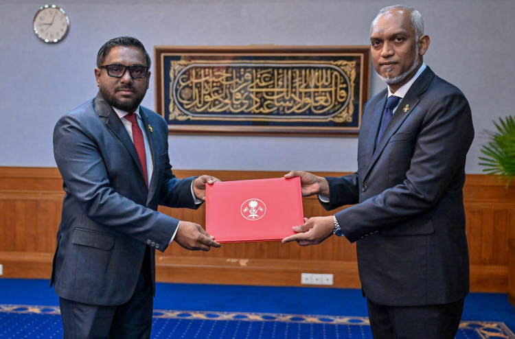 ވަޒީފާއާ ބެހޭ ޓްރައިބިއުނަލްގެ ރައީސްކަމަށް އަނެއްކާވެސް އަމްޖަދު