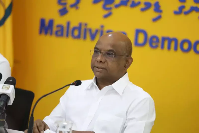 ޕީސީބީގެ ނިވަލުގައި އޮވެ، އެމްޑީޕީގެ އާންމު މެންބަރުން ވަޒީފާތަކުން ވަކިކުރަނީ ޕީއެންސީގެ އެކްޓިވިސްޓުންނަށް ވަޒީފާ ބަހަން: ޝާހިދު