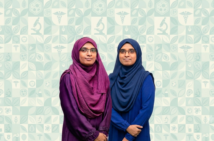 އެއްމާބަނޑު ދެ ޑޮކްޓަރުން: ސުޕަ-ސްޕެޝަލިޓީގައި ރާއްޖޭގެ ތާރީހުގެ ތެރެއަށް
