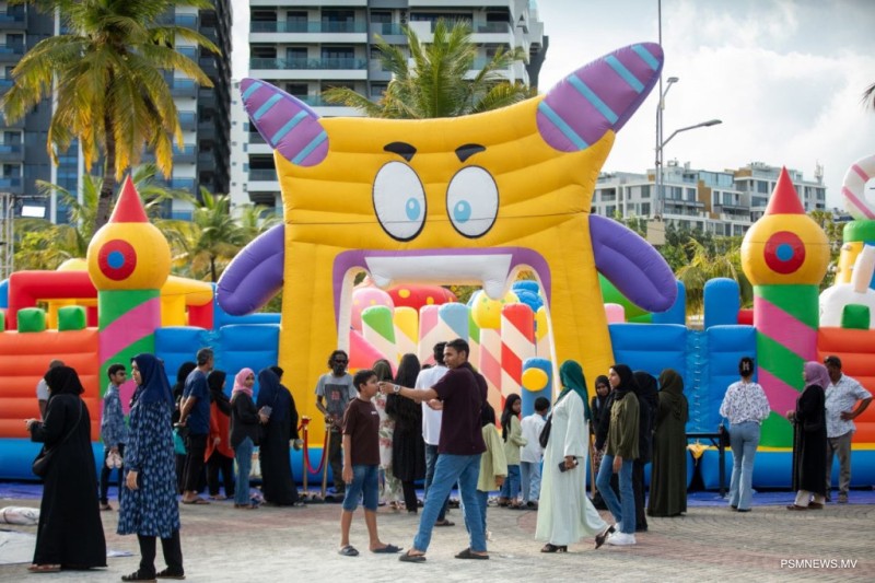 26 ކާނިވަލް: އާއްމުންގެ ބޮޑު ތަރުޙީބެއް