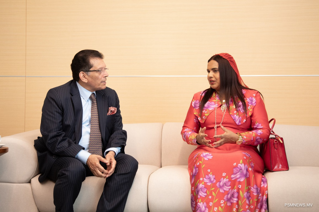 މިނިވަންދުވަހުގެ ހަރަކާތްތަކަށް ބަންގްލަދޭޝްގެ ޚާރިޖީ ވަޒީރު ރާއްޖެއަށް
