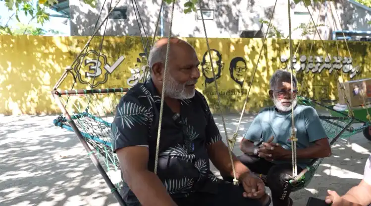 ވަޒީފާގެ ފުރުސަތުތަކާއި ކިޔެވުމަށް އޮތް ހުރަސް: ނާލާފުށީ ރައްޔިތުންގެ އެންމެ ބޮޑު އާދޭހަކީ ކޯޒްވޭ