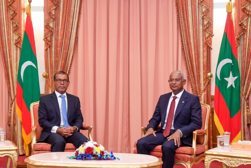 ކުރީގެ ރައީސުން މިނިވަން ދުވަހުގެ ތަހުނިޔާ ފޮނުއްވައިފި