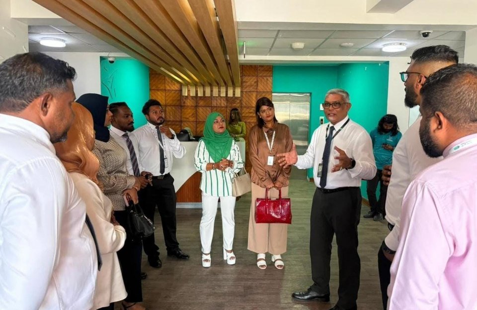 މާލޭގައި ކުނި ގިނަވާތީ، އެ ކަމަށް ހައްލު ހޯދަން ކައުންސިލަރުން ވެމްކޯއަށް