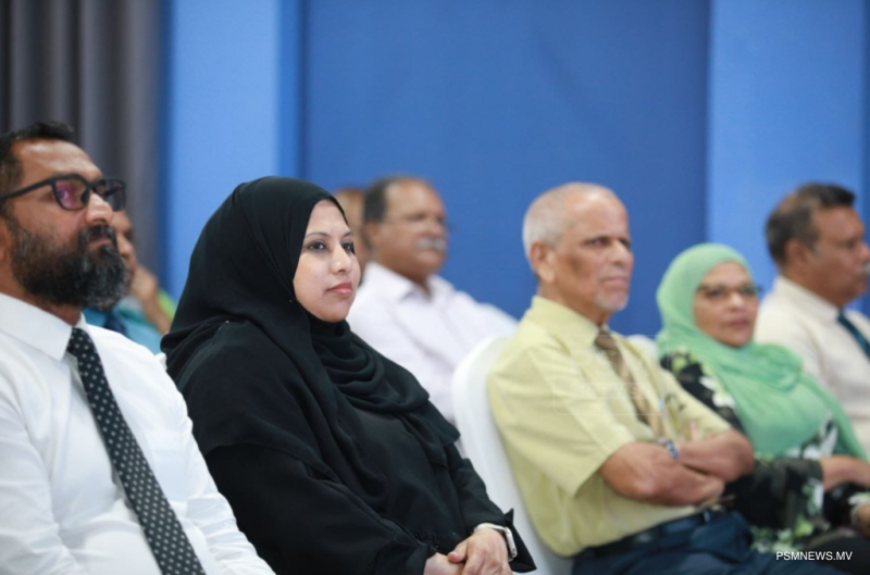 "ސިންތާތަކުން ޤައުމިއްޔަތާބެހޭ އައު މައުލޫމާތުތައް ފޯރުކޮށްދޭ"