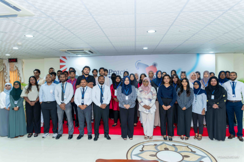 ޕްރެކްޓިސް ޕާލިމަންޓް ފޯ ޔޫތު 38 ބައިވެރިންނާއެކު ފަށައިފި