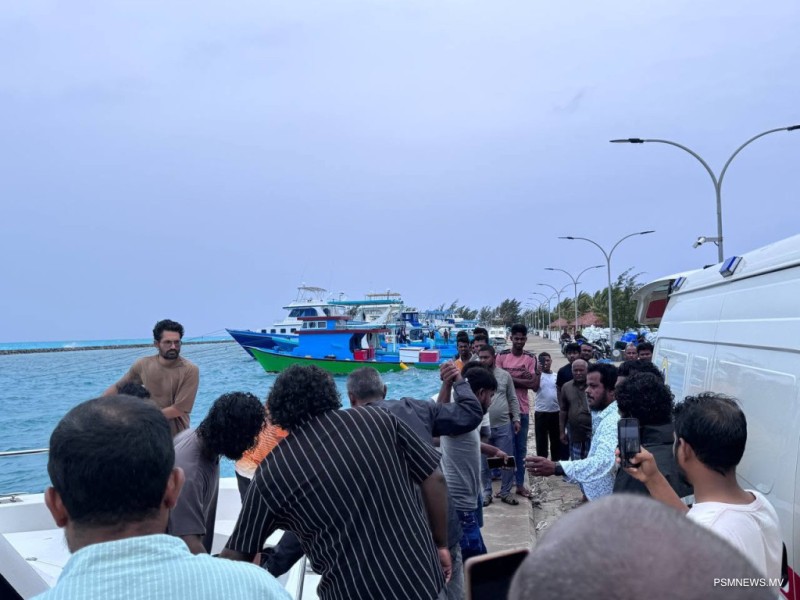 ކޮޅުވެއްޓި ބަންޑުންޖަހާލުން: ދެ މީހުން އަދިވެސް ނުފެނޭ