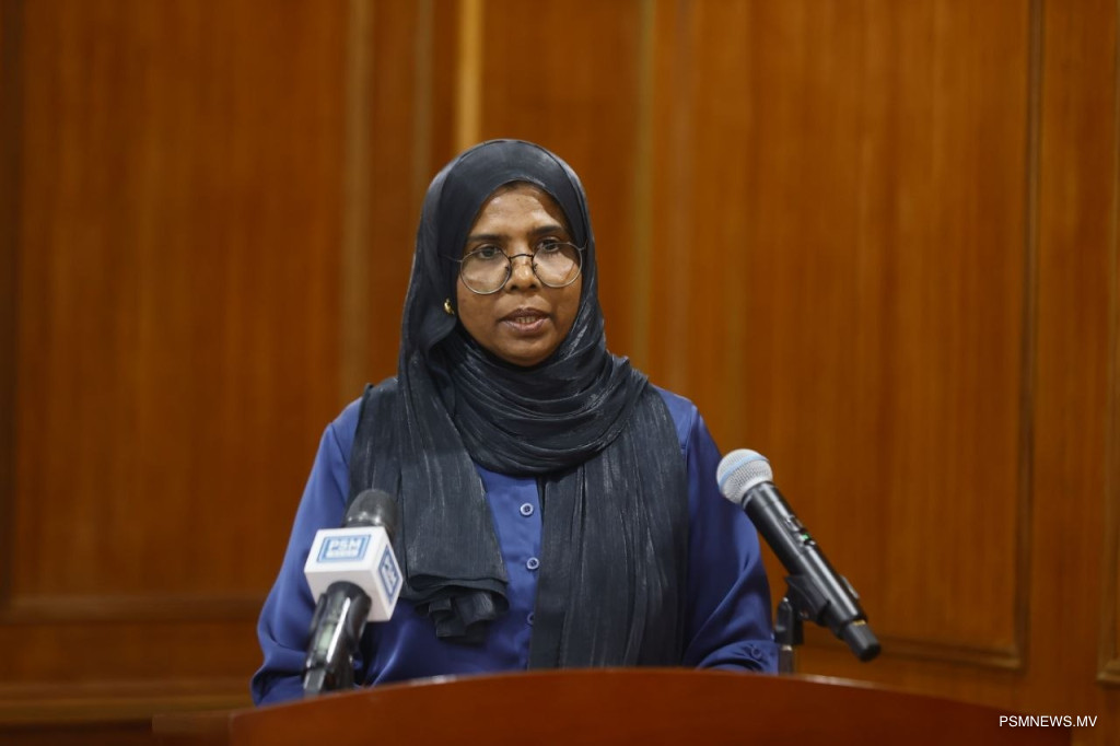 އެމްއެންޔޫގެ 2 ފެކަލްޓީއަކަށް ޑީނުން ޢައްޔަންކޮށްފި