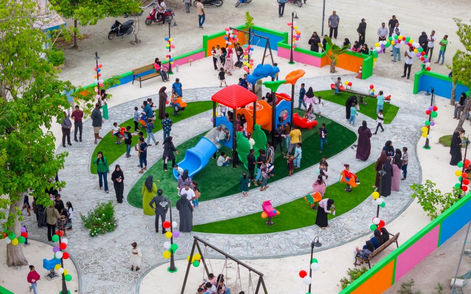 ކެނދިކުޅުދޫގައި ތަރައްޤީކުރި ކުޑަކުދިންގެ ޕާކު ހުޅުވައިފި