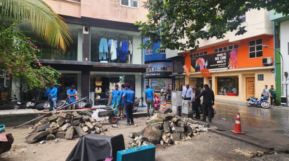 ބޮނޑިބަތް ޕާކް ތަރައްޤީކުރުމުގެ އަމަލީ މަސައްކަތް ފަށައިފި