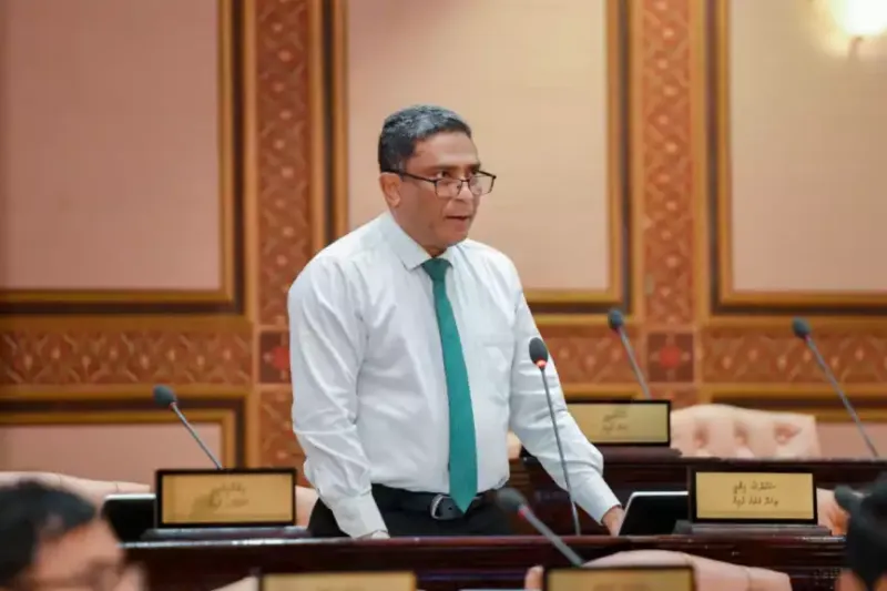 ފަޅުރަށްރަށާއި ފަޅުތައް ކުއްޔަށް ދިނުމުގެ ބިލު ދިރާސާކުރުމަށް އިޤްތިސާދީ ކޮމިޓީއަށް ފޮނުވައިފި